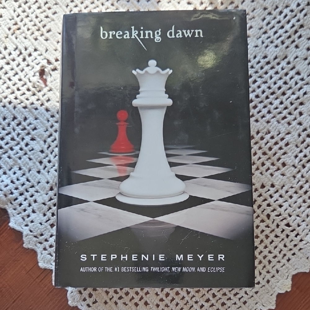 Breaking Dawn Hardcover Book ☆ By Stephanie Meyer ☆ Vampires